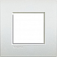 Bticino Living Light Белый жемчуг Рамка AIR 2 мод.