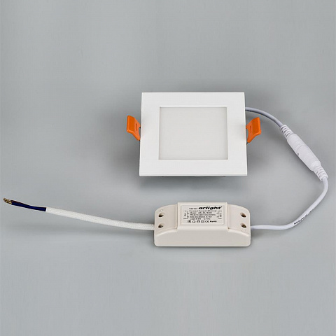 Arlight Светильник встраиваемый квадратный DL-93x93M-5Вт 4000К 375-400Lm Белый